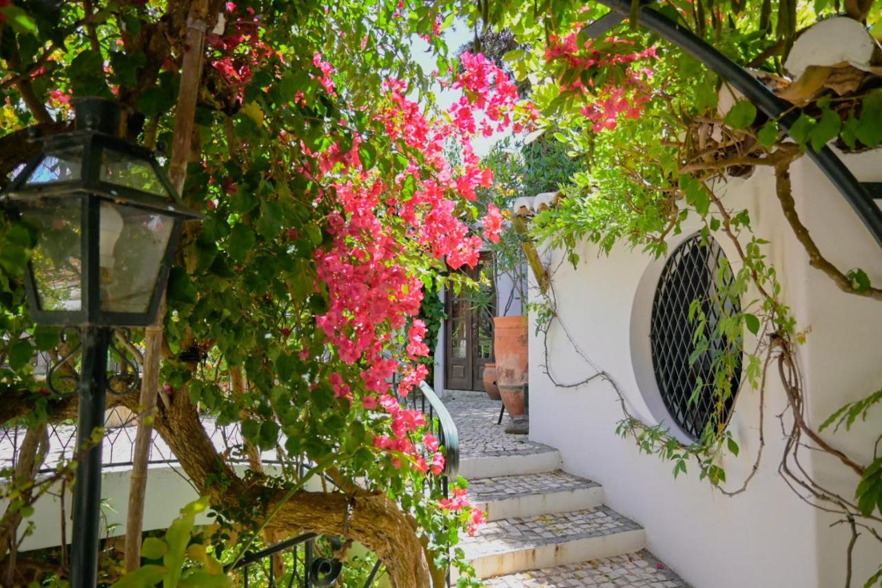 Uma Casa A Beira Sol Panzió Lagos Kültér fotó