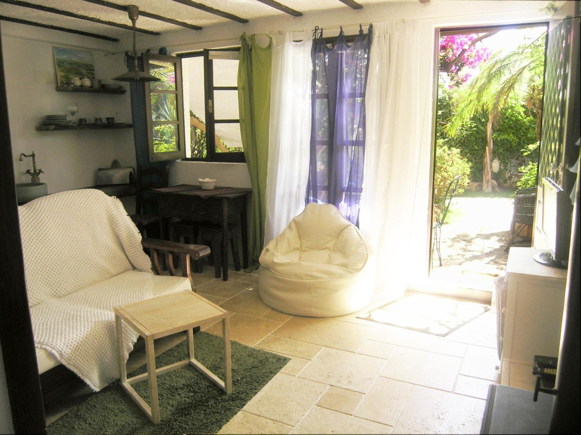 Uma Casa A Beira Sol Panzió Lagos Kültér fotó