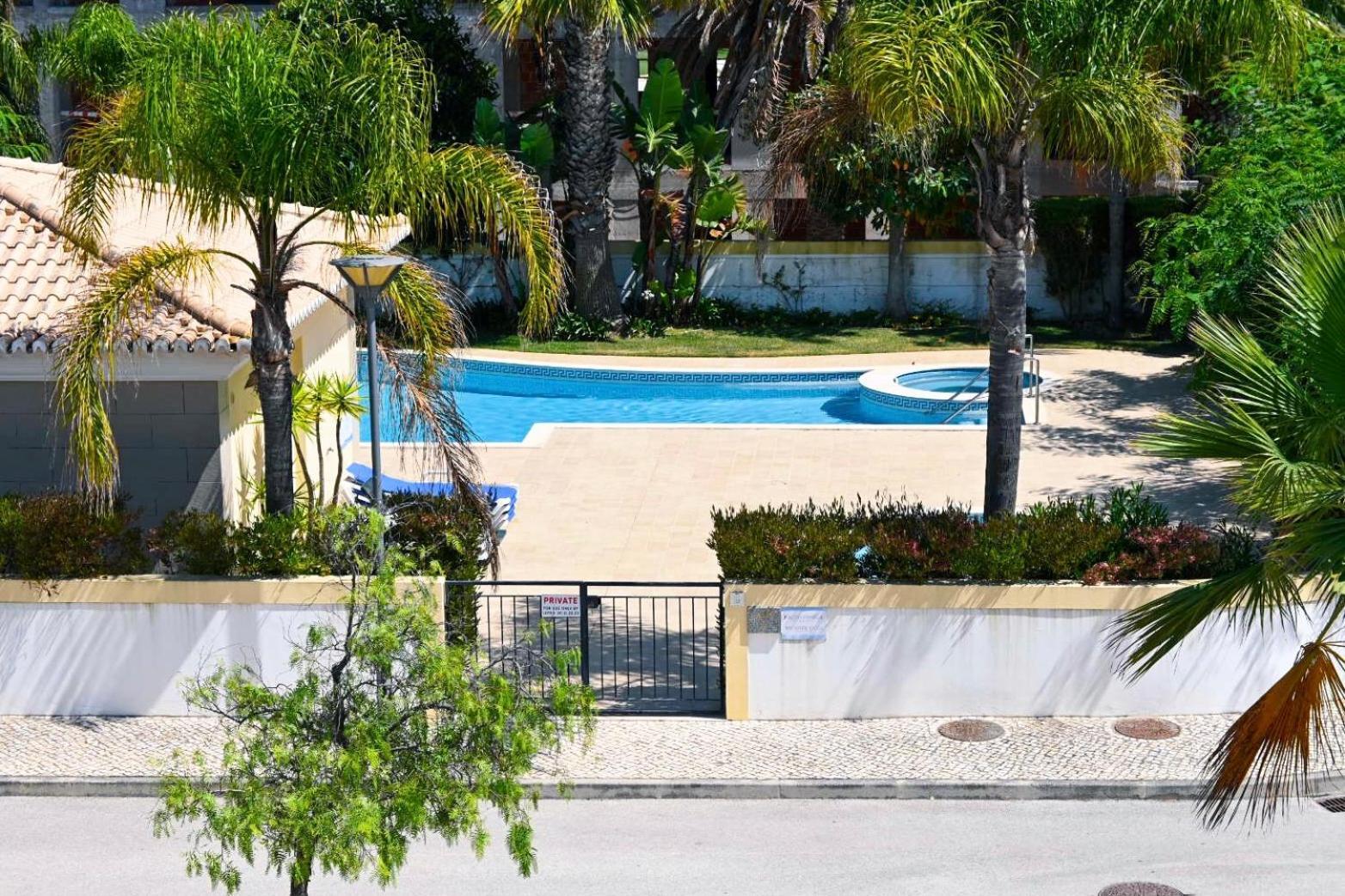Uma Casa A Beira Sol Panzió Lagos Kültér fotó